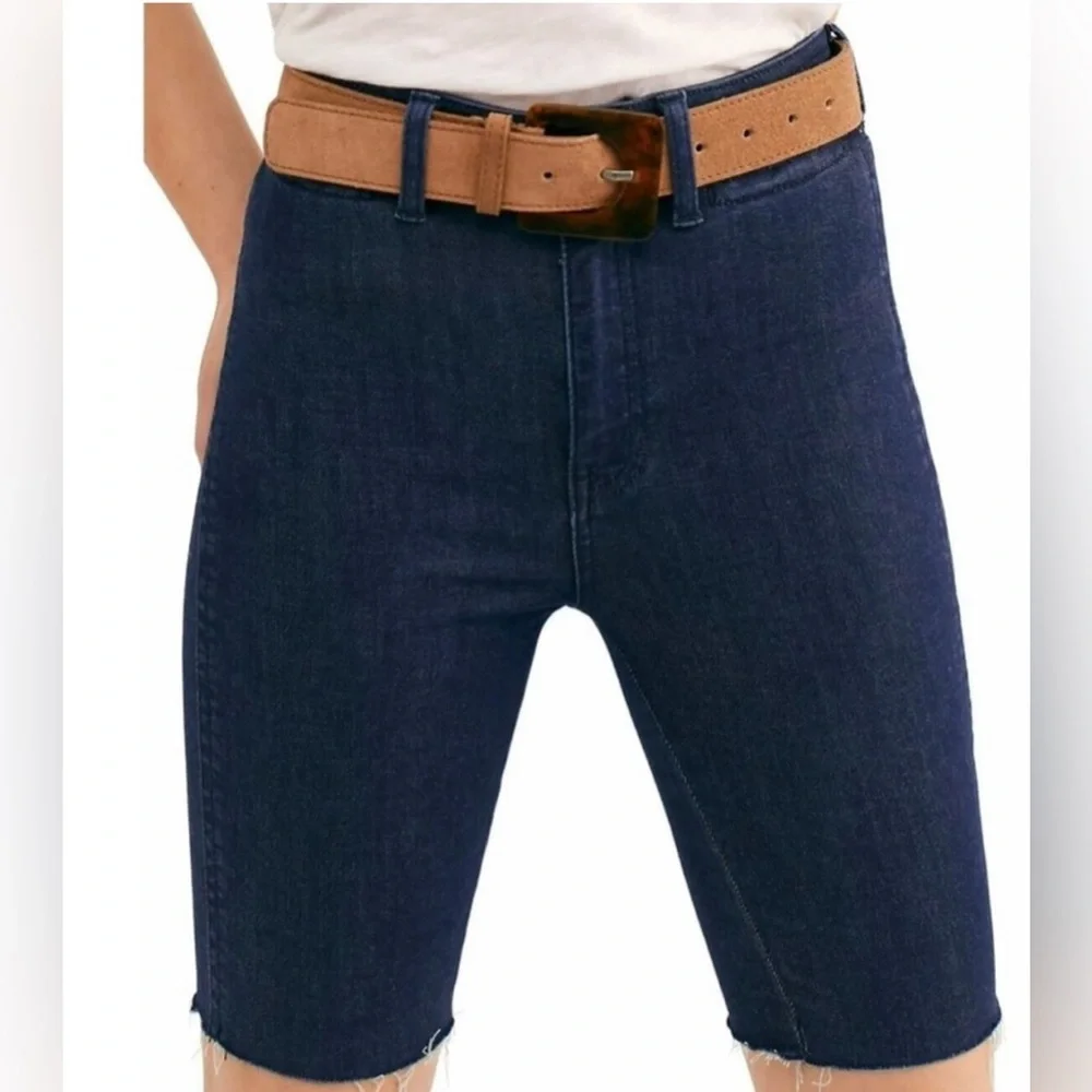 Free People We The Free Cobalt Blue So Chic Denim Shorts NWOT Size 24 - Picture 6 of 6